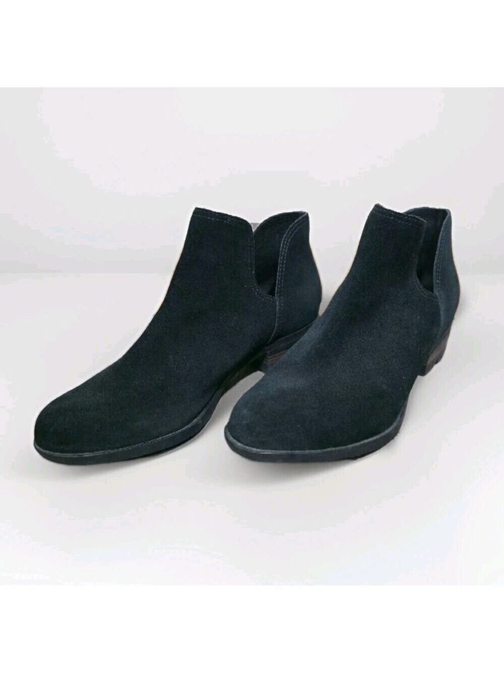 Women's 9 Sorel Lolla Cut Out Booties Black Leather Boots Ankle Slip-On Suede